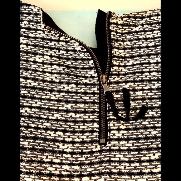 TALBOTS Shimmery Black/White Fringe Sleeve Top - Picture 4 of 8